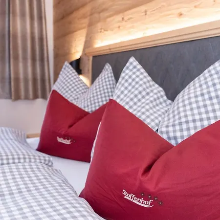 Stoffenhof * ألباخ